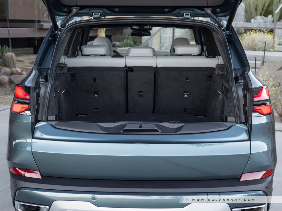https://i.i-sgcm.com/new_cars/cars/21745/21745_g11