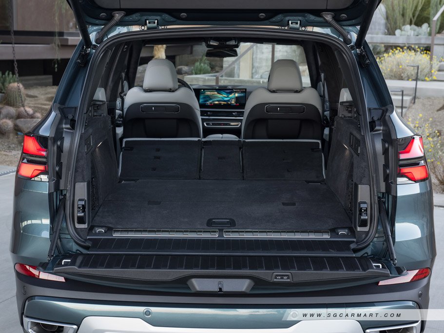 https://i.i-sgcm.com/new_cars/cars/21745/21745_g12
