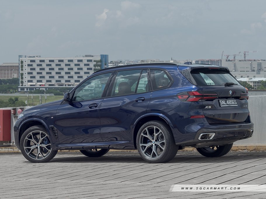 https://i.i-sgcm.com/new_cars/cars/21745/21745_g14
