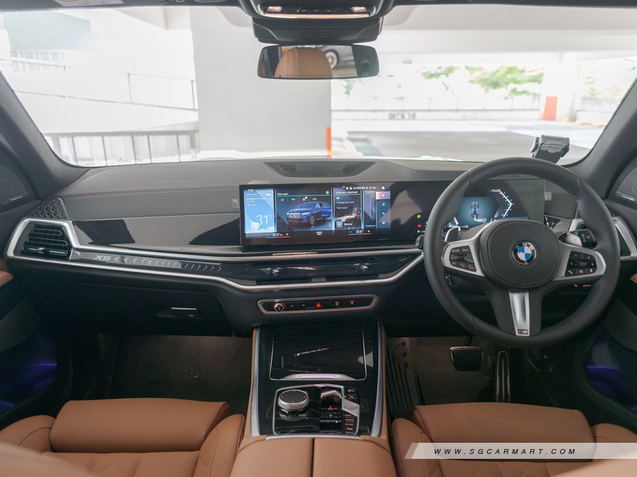 https://i.i-sgcm.com/new_cars/cars/21745/21745_g22