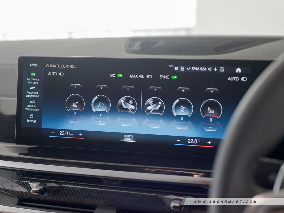 https://i.i-sgcm.com/new_cars/cars/21745/21745_g28