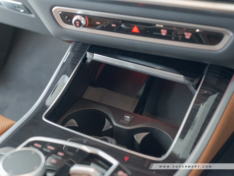 https://i.i-sgcm.com/new_cars/cars/21745/21745_g30