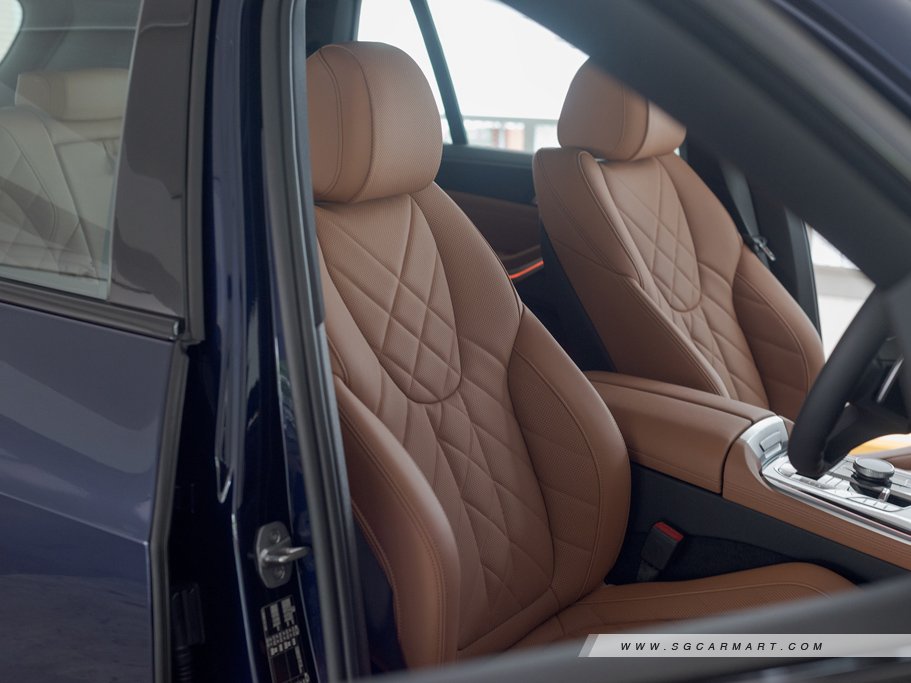 https://i.i-sgcm.com/new_cars/cars/21745/21745_g33