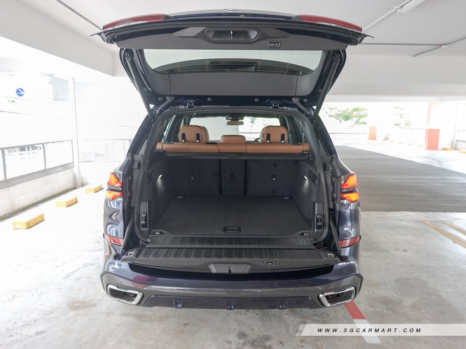 https://i.i-sgcm.com/new_cars/cars/21745/21745_g38