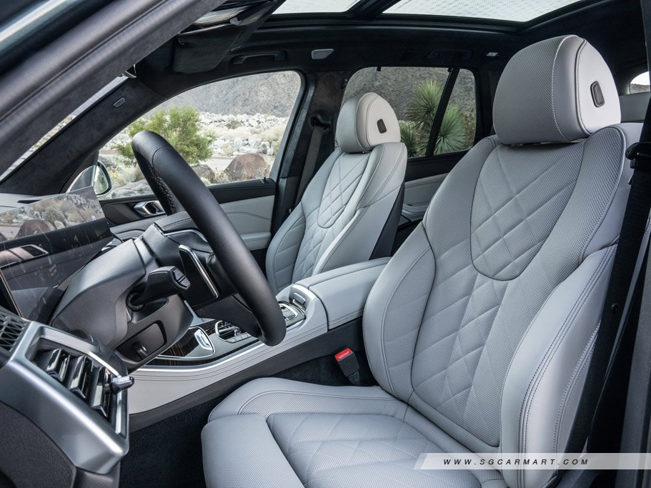 https://i.i-sgcm.com/new_cars/cars/21745/21745_g8