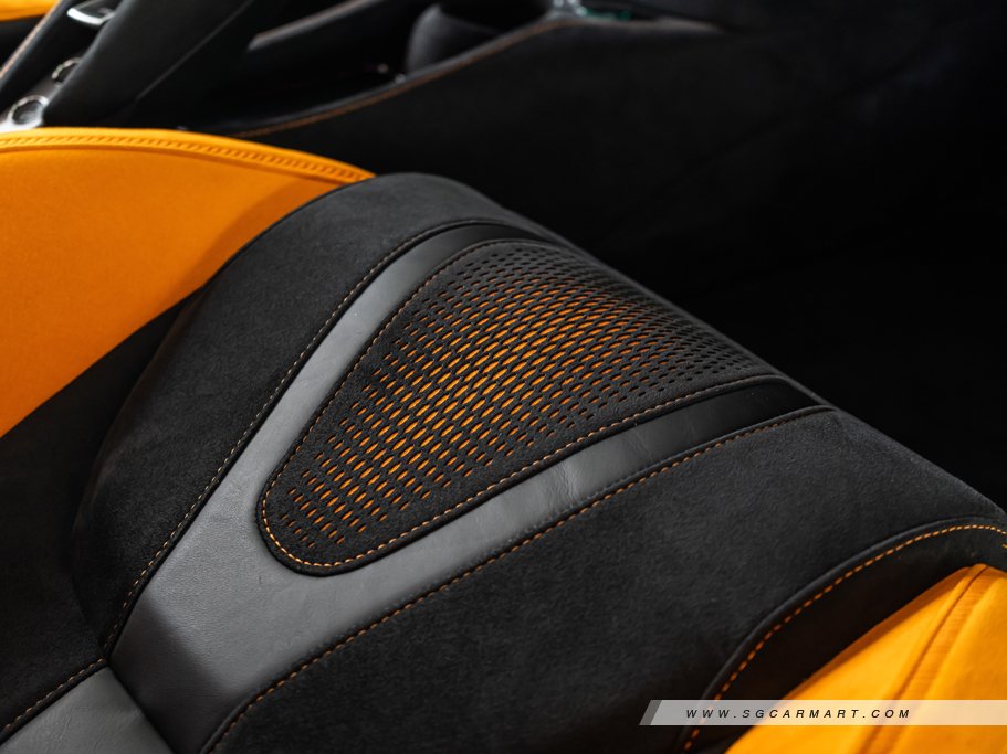 https://i.i-sgcm.com/new_cars/cars/21748/21748_g53