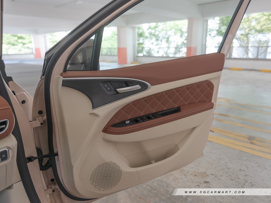 https://i.i-sgcm.com/new_cars/cars/21749/21749_g29