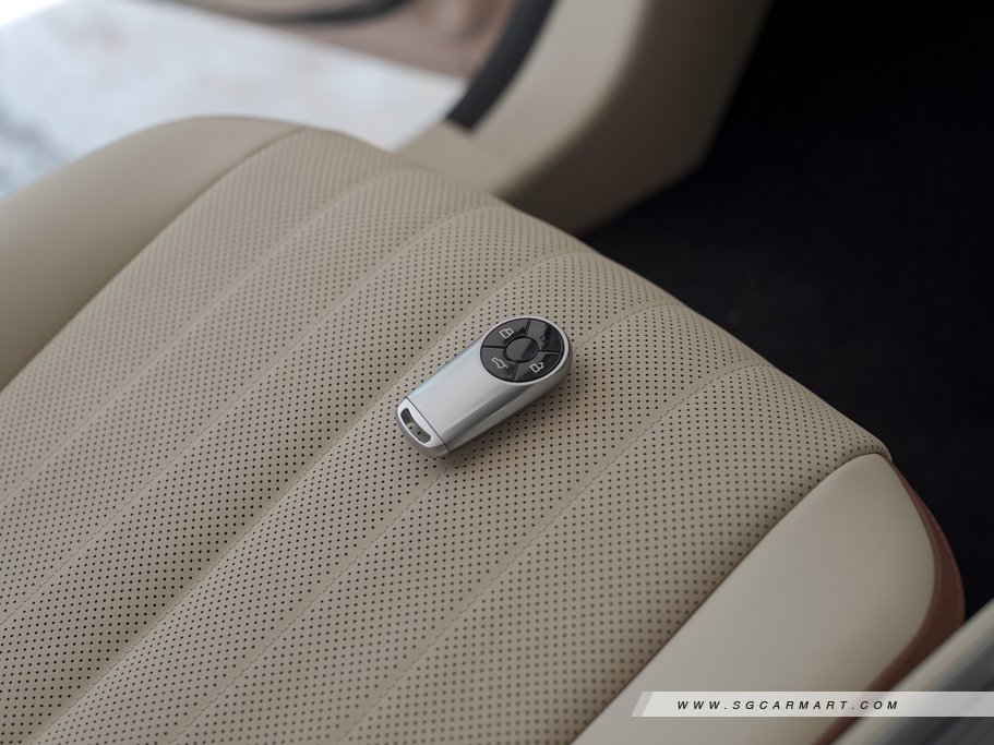 https://i.i-sgcm.com/new_cars/cars/21749/21749_g45