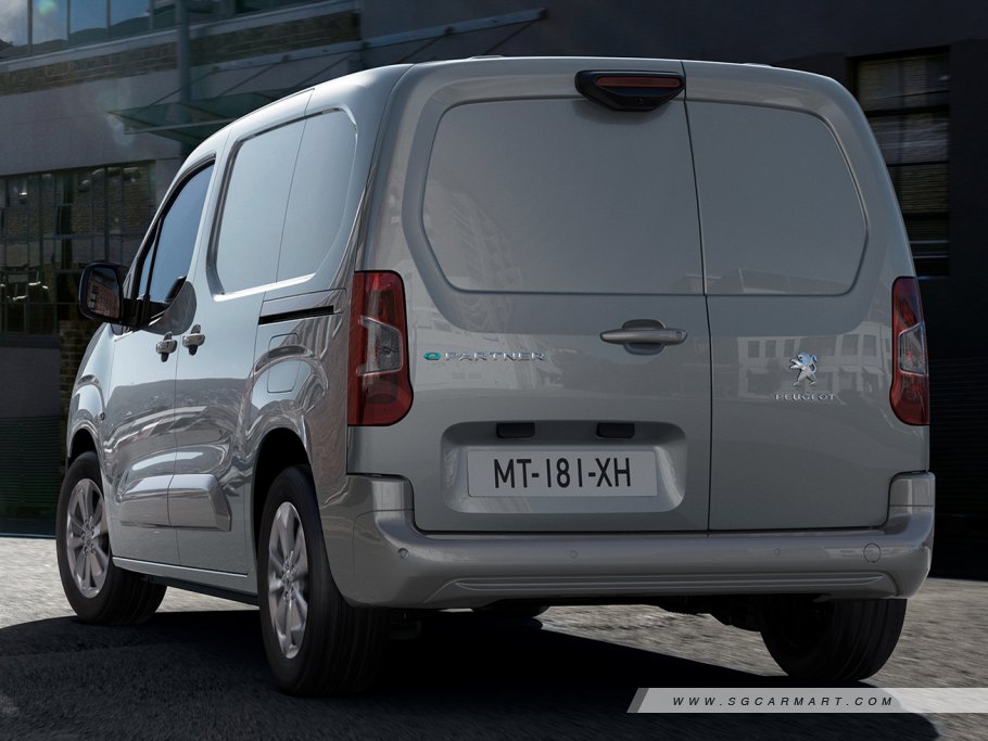 https://i.i-sgcm.com/new_cars/cars/21753/21753_g4