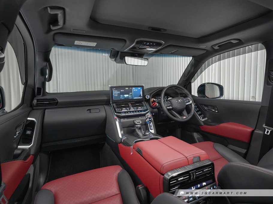 https://i.i-sgcm.com/new_cars/cars/21757/21757_g24