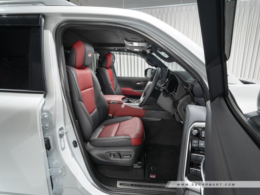 https://i.i-sgcm.com/new_cars/cars/21757/21757_g26