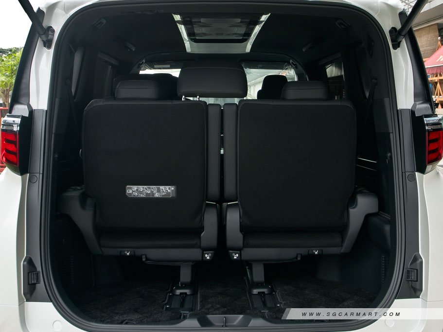 https://i.i-sgcm.com/new_cars/cars/21759/21759_g34