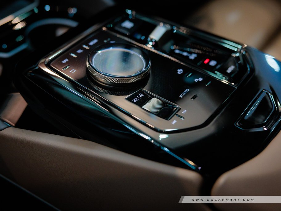 https://i.i-sgcm.com/new_cars/cars/21763/21763_g12