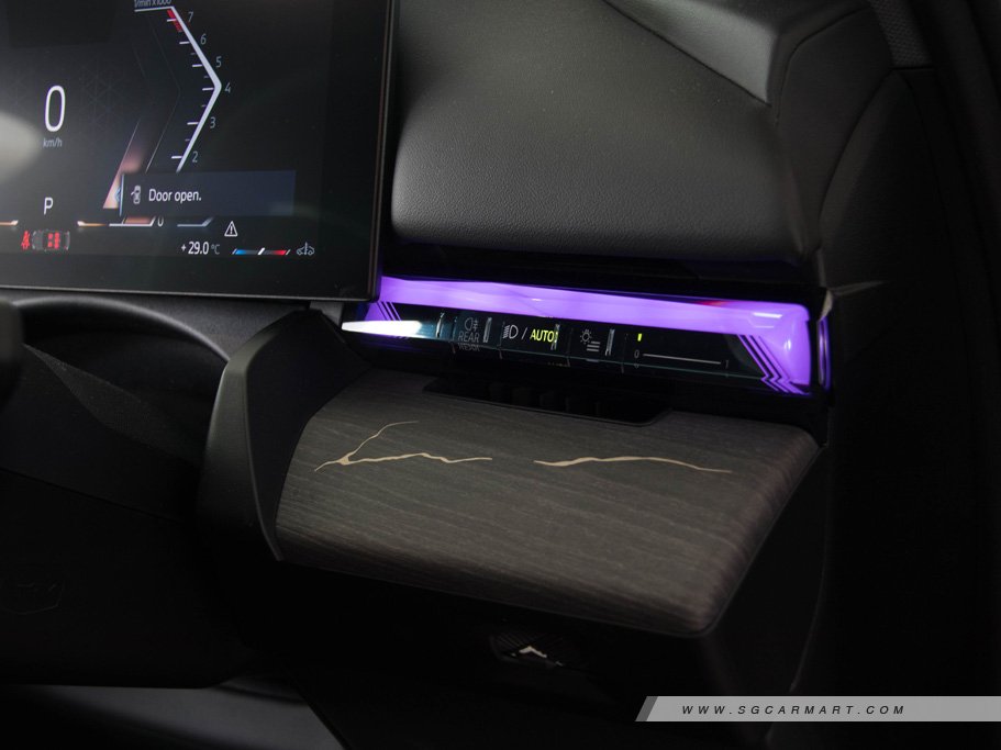 https://i.i-sgcm.com/new_cars/cars/21763/21763_g31