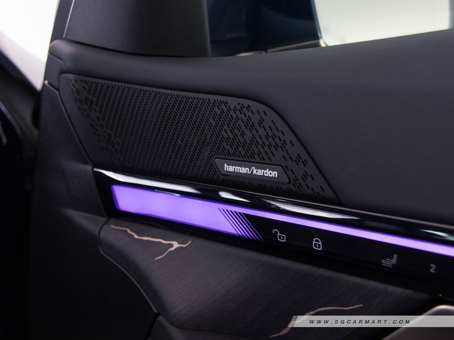 https://i.i-sgcm.com/new_cars/cars/21763/21763_g32