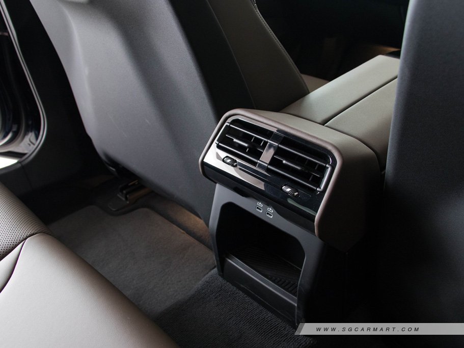 https://i.i-sgcm.com/new_cars/cars/21763/21763_g43