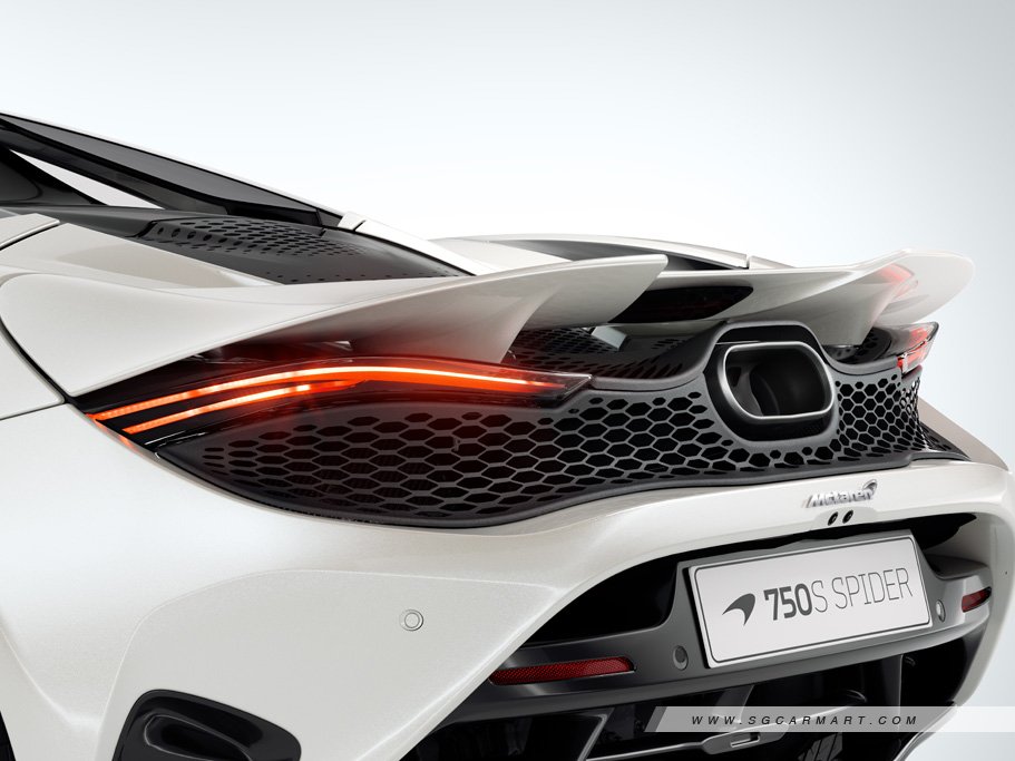 McLaren 750S Spider 8
