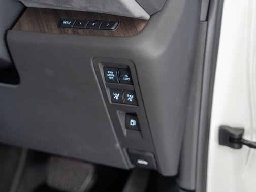 https://i.i-sgcm.com/new_cars/cars/21774/21774_g29