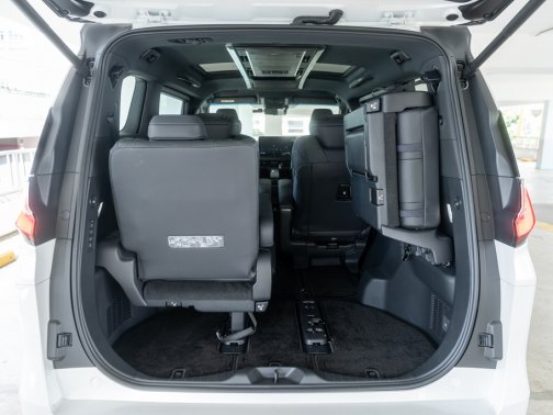 https://i.i-sgcm.com/new_cars/cars/21774/21774_g50