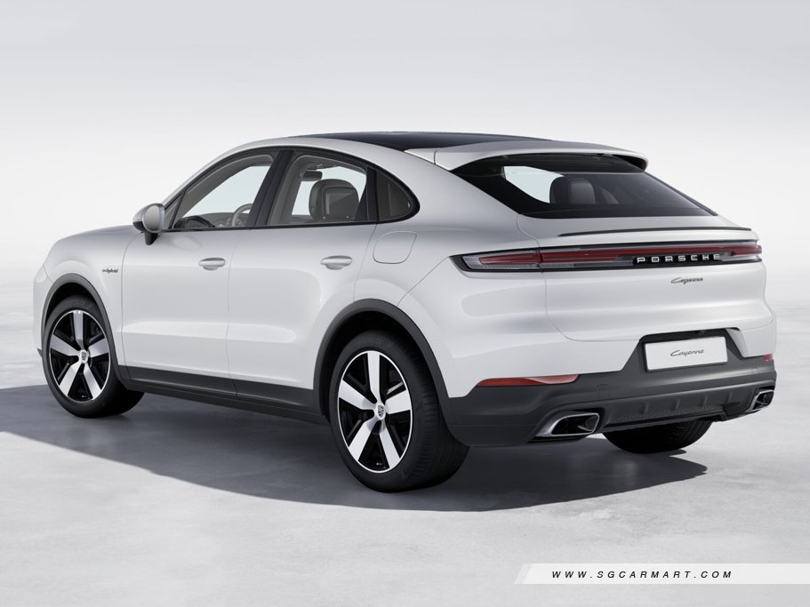 Porsche Cayenne Coupe Plug-in Hybrid 2