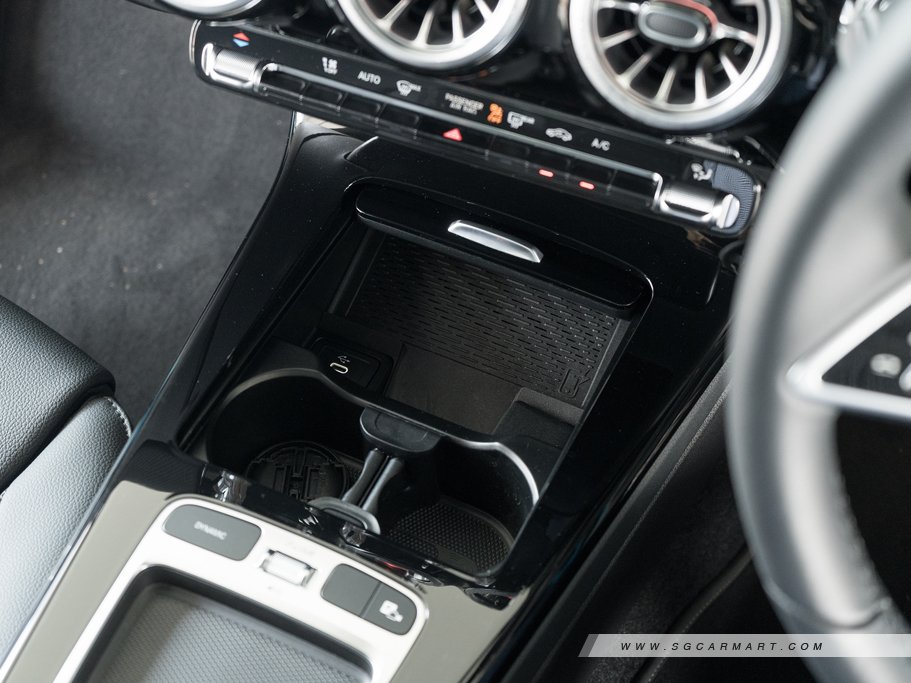 https://i.i-sgcm.com/new_cars/cars/21779/21779_g24
