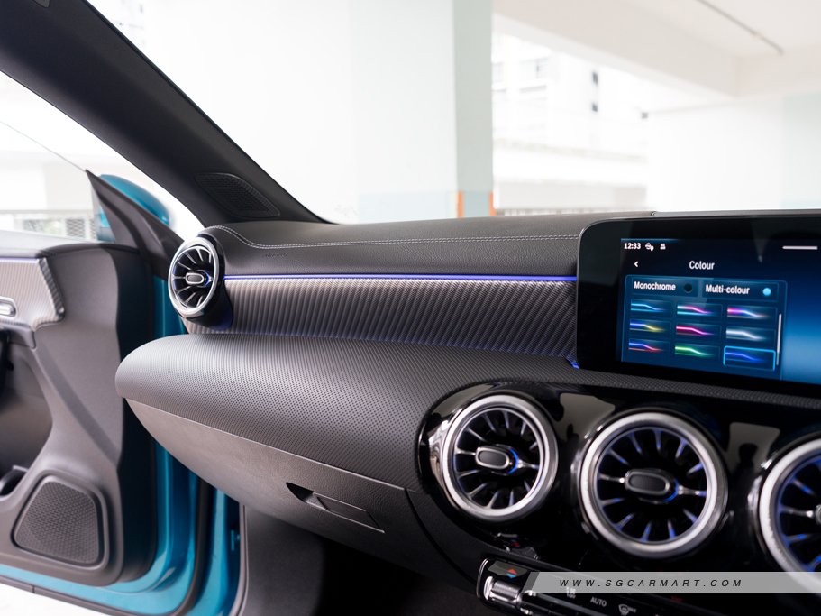 https://i.i-sgcm.com/new_cars/cars/21779/21779_g26