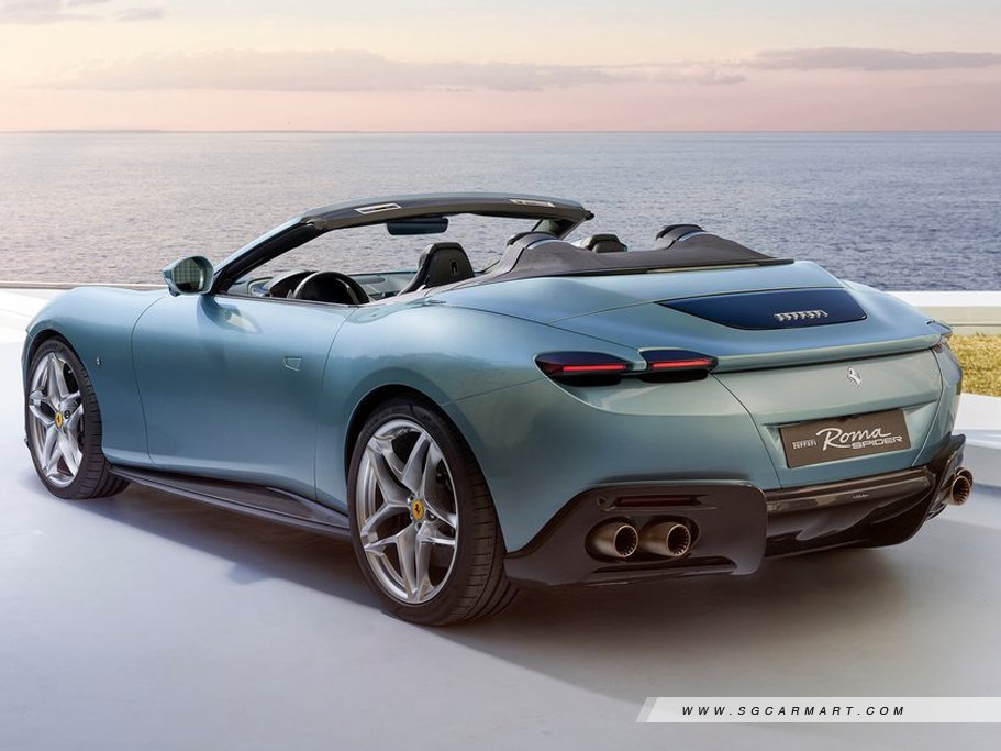 Ferrari Roma Spider 4
