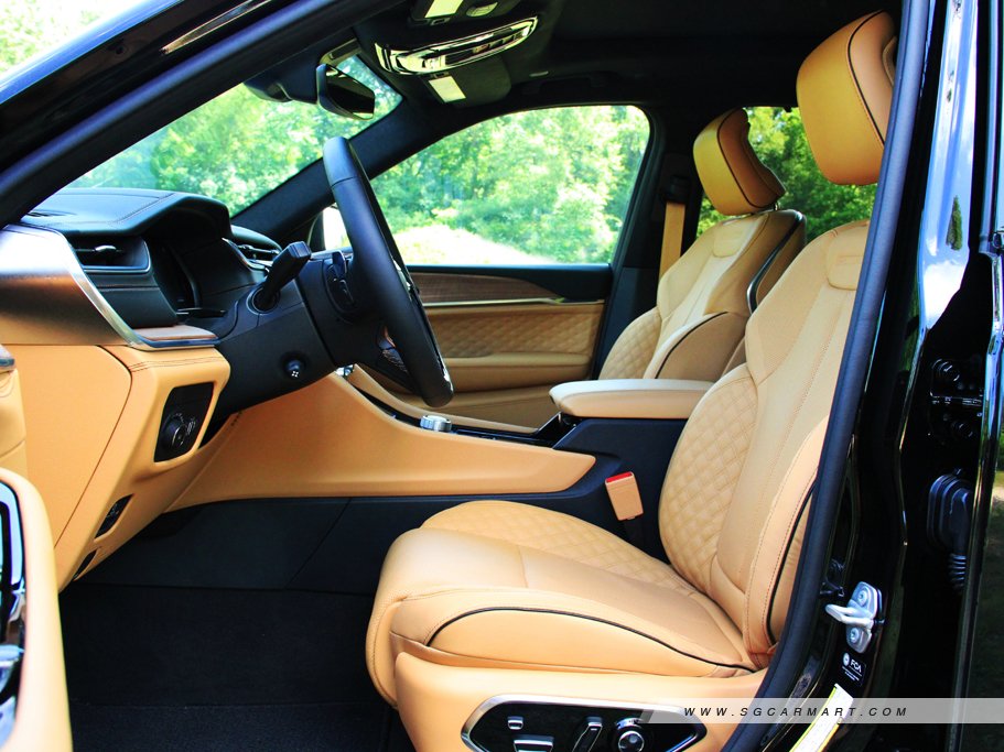 https://i.i-sgcm.com/new_cars/cars/21781/21781_g12