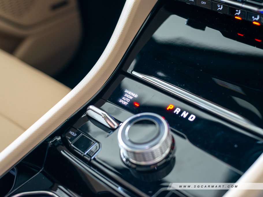 https://i.i-sgcm.com/new_cars/cars/21781/21781_g33