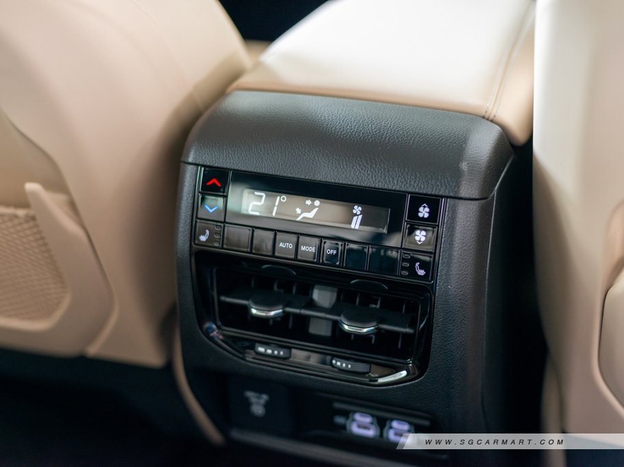 https://i.i-sgcm.com/new_cars/cars/21781/21781_g34