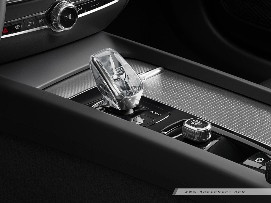 https://i.i-sgcm.com/new_cars/cars/21789/21789_g10