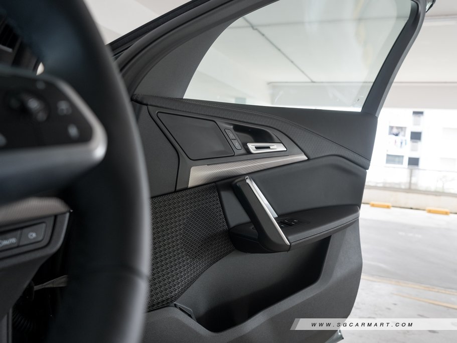 https://i.i-sgcm.com/new_cars/cars/21799/21799_g22