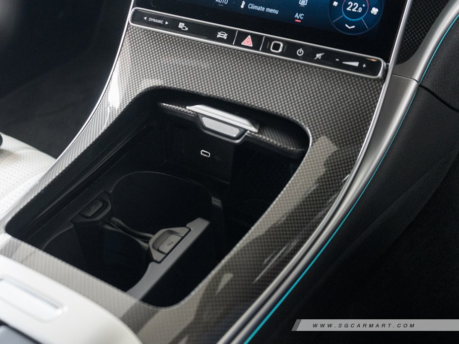 https://i.i-sgcm.com/new_cars/cars/21800/21800_g29