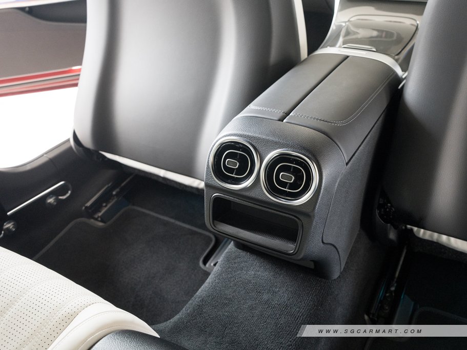 https://i.i-sgcm.com/new_cars/cars/21800/21800_g32