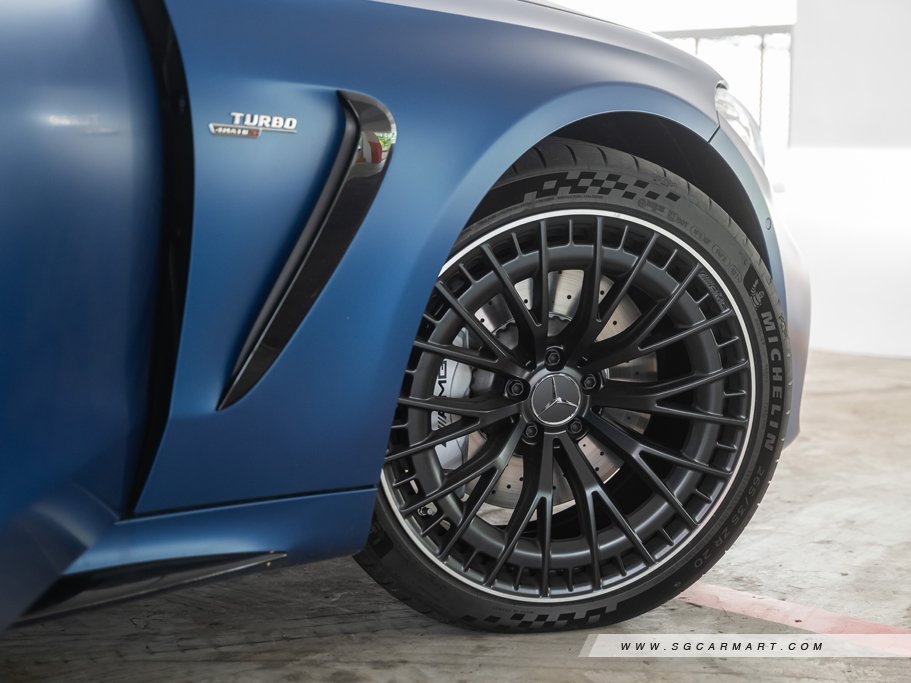 https://i.i-sgcm.com/new_cars/cars/21800/21800_g44