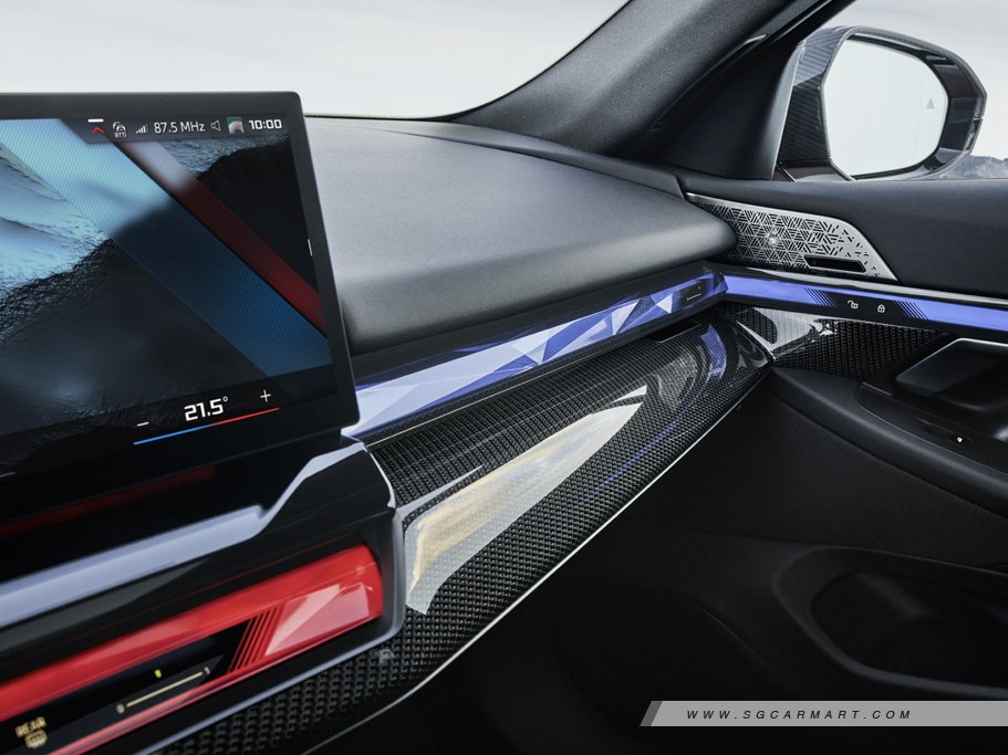 https://i.i-sgcm.com/new_cars/cars/21803/21803_g18