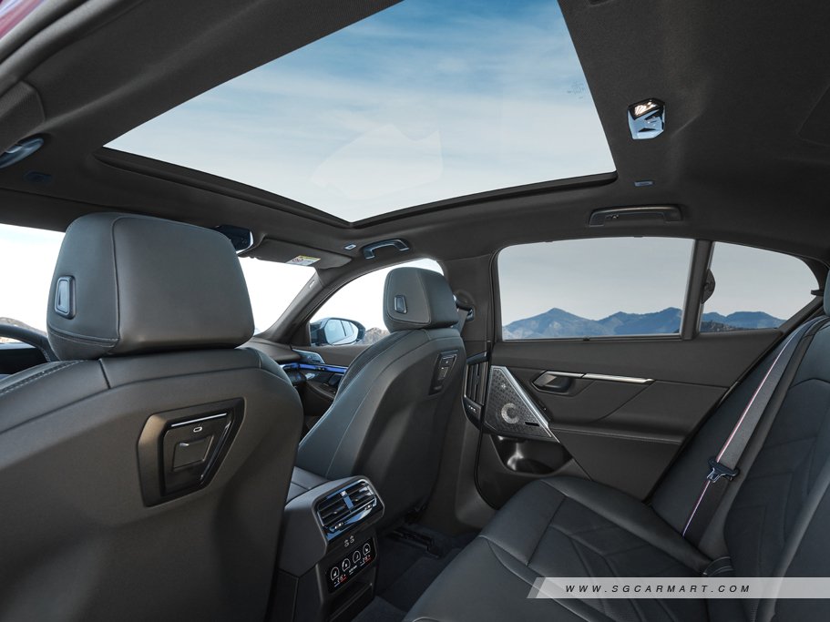 https://i.i-sgcm.com/new_cars/cars/21803/21803_g19