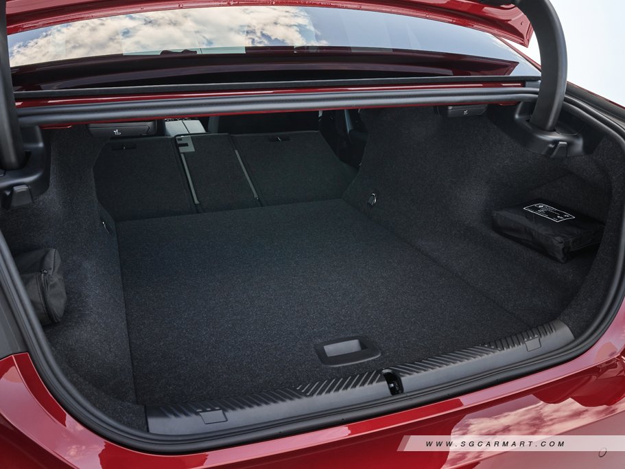 https://i.i-sgcm.com/new_cars/cars/21803/21803_g20