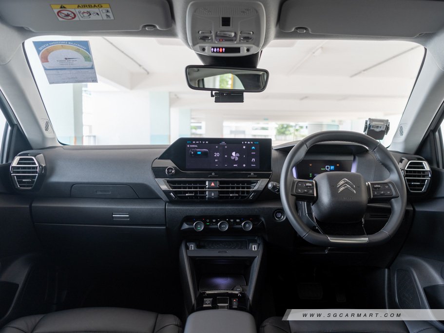 https://i.i-sgcm.com/new_cars/cars/21804/21804_g18