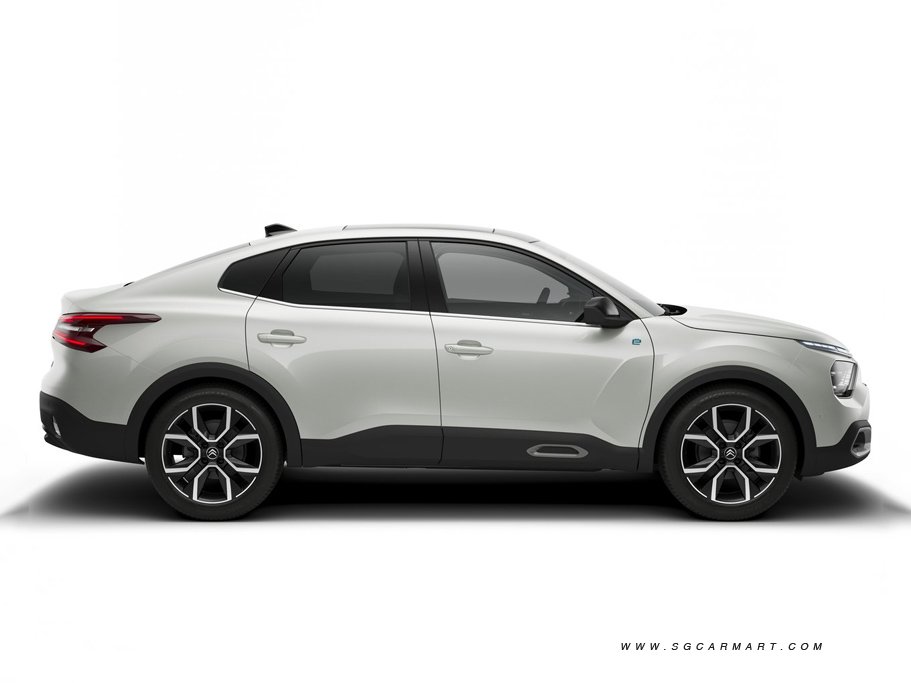 https://i.i-sgcm.com/new_cars/cars/21804/21804_g3