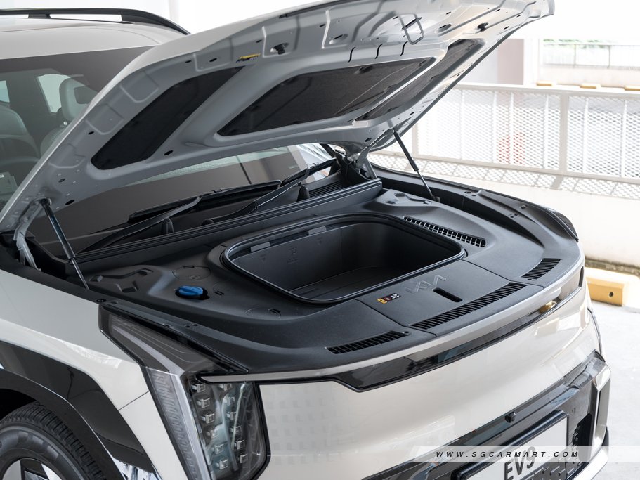 https://i.i-sgcm.com/new_cars/cars/21810/21810_g57