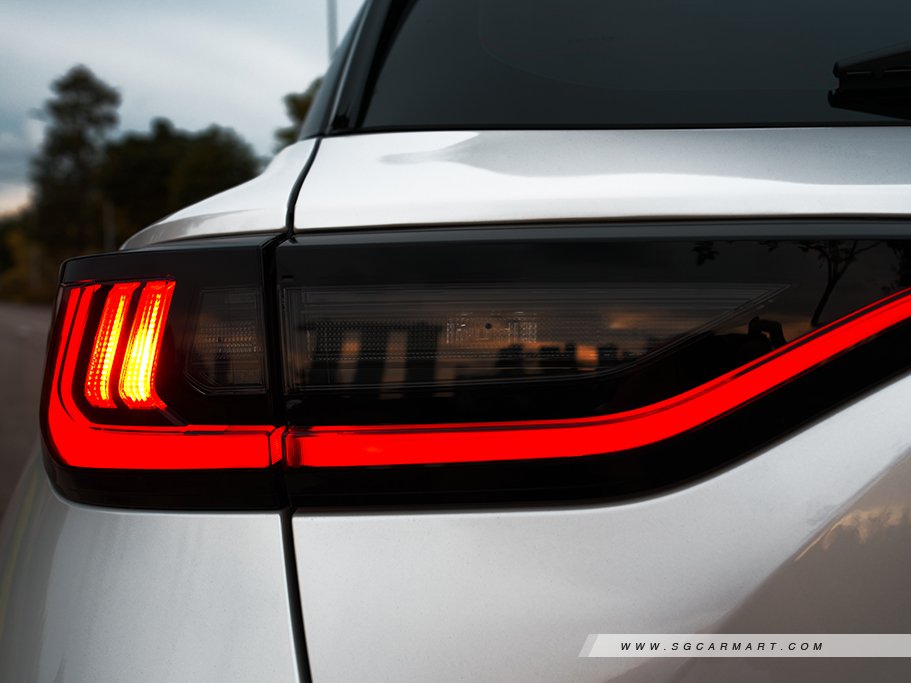 https://i.i-sgcm.com/new_cars/cars/21811/21811_g53