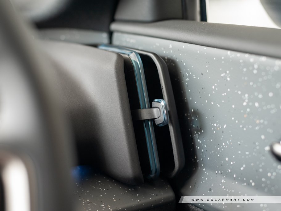 https://i.i-sgcm.com/new_cars/cars/21813/21813_g45
