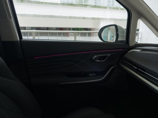 https://i.i-sgcm.com/new_cars/cars/21817/21817_g22