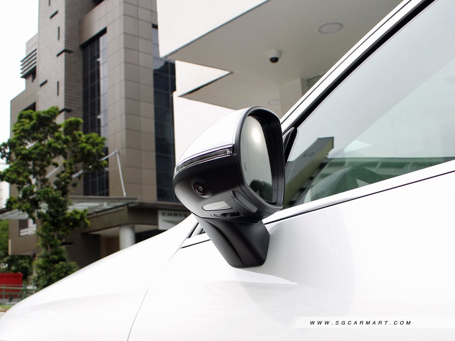 https://i.i-sgcm.com/new_cars/cars/21822/21822_g5