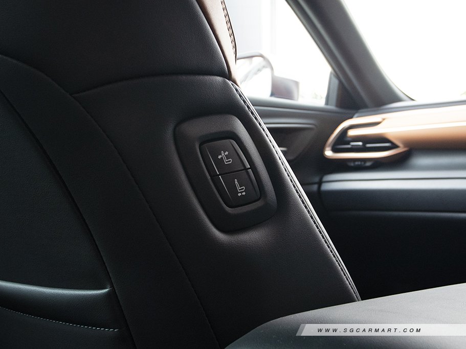 https://i.i-sgcm.com/new_cars/cars/21826/21826_g54
