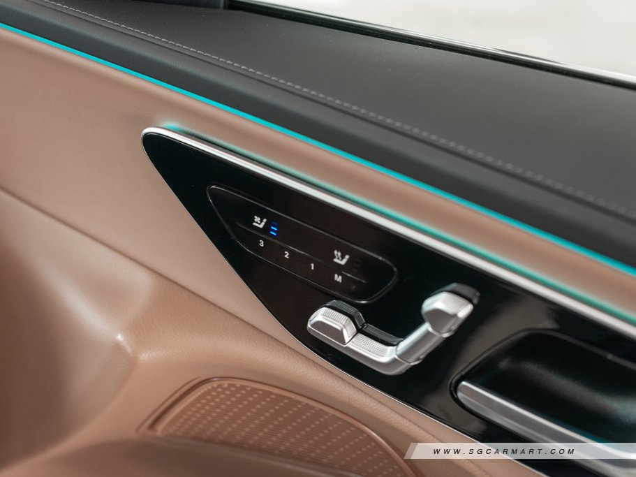 https://i.i-sgcm.com/new_cars/cars/21828/21828_g55