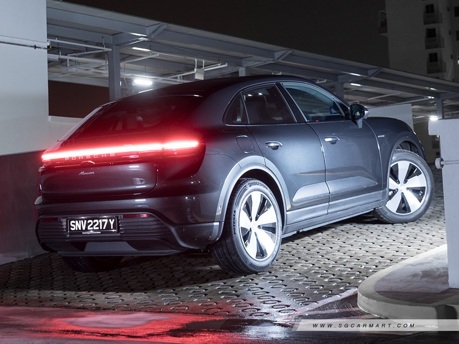 https://i.i-sgcm.com/new_cars/cars/21829/21829_g24