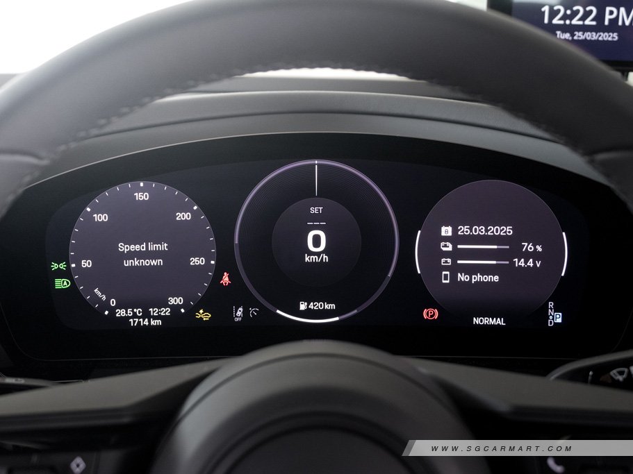 https://i.i-sgcm.com/new_cars/cars/21829/21829_g33
