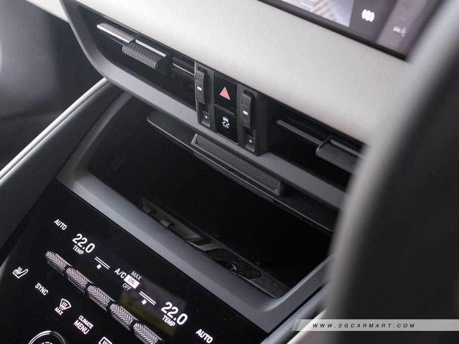 https://i.i-sgcm.com/new_cars/cars/21829/21829_g37